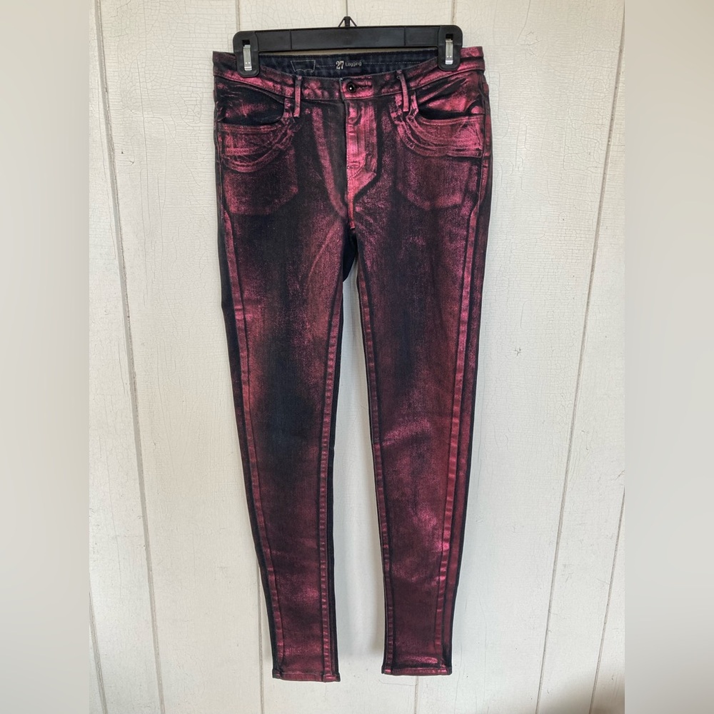 Levi’s purple metallic coated jeggings size 27